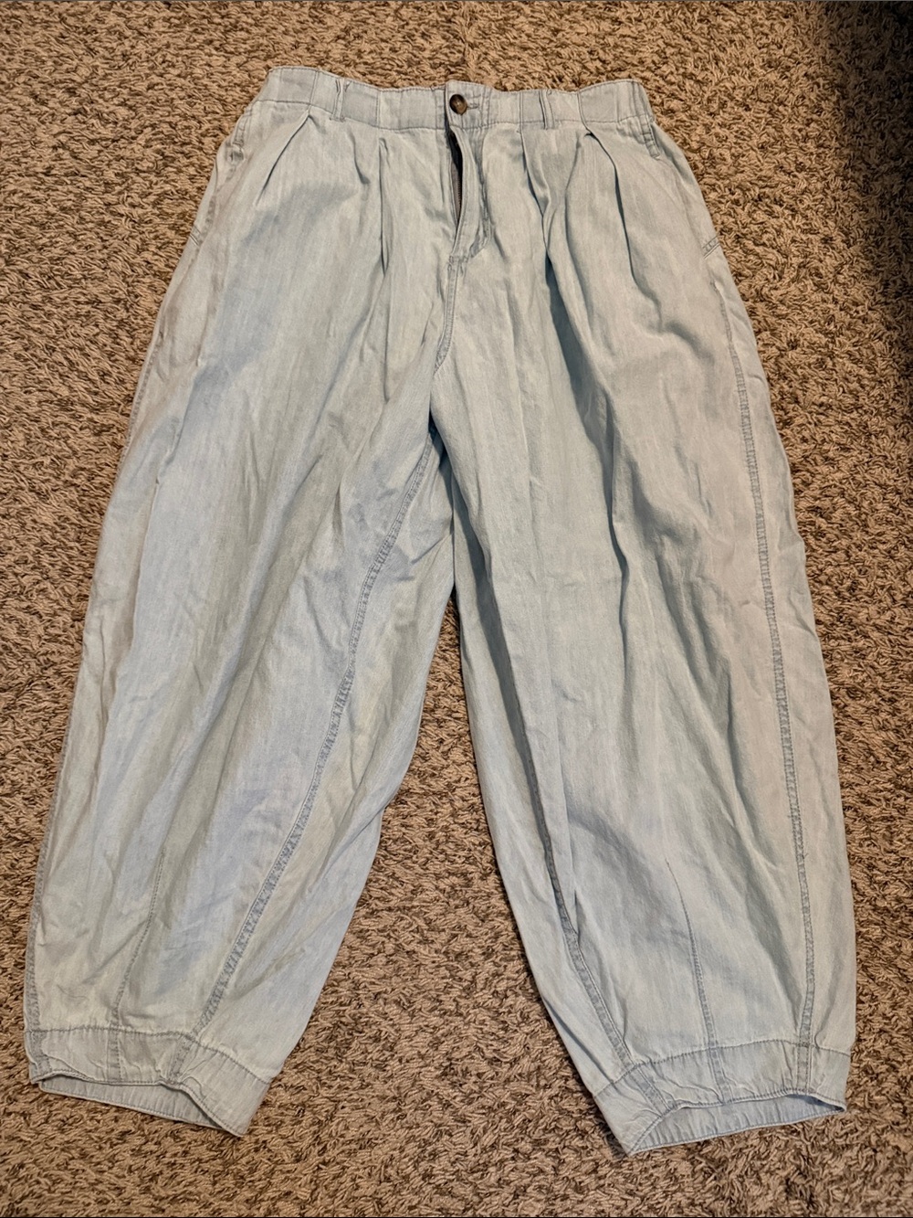 Light Blue Women's Relaxed Chambray Jogger Pants